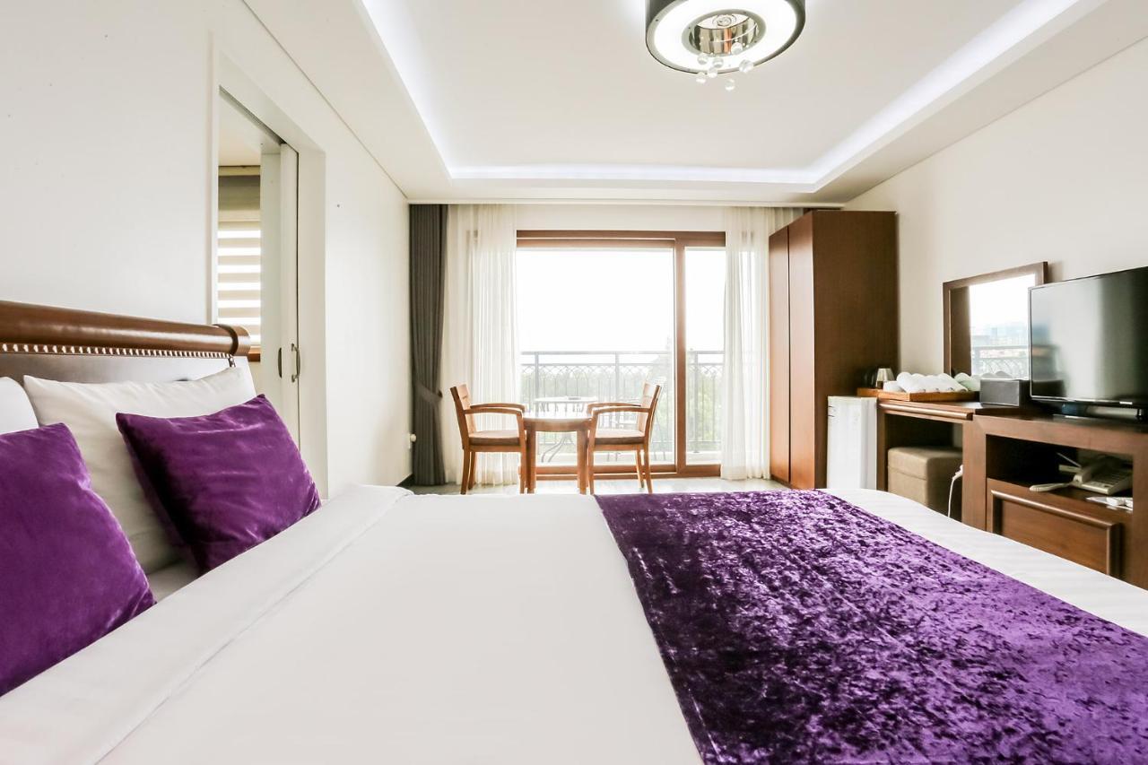 The Seri Resort Seogwipo Esterno foto